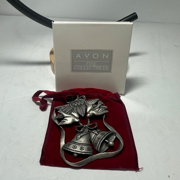 Pewter Christmas Tree Ornament 1999 Vintage AVON SEASON OF PEACE Doves Bells - Picture 3 of 5